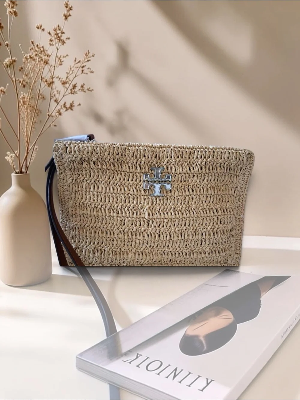 TORY BURCH RAFFIA WRISTLET CLUTCH BAG NWT